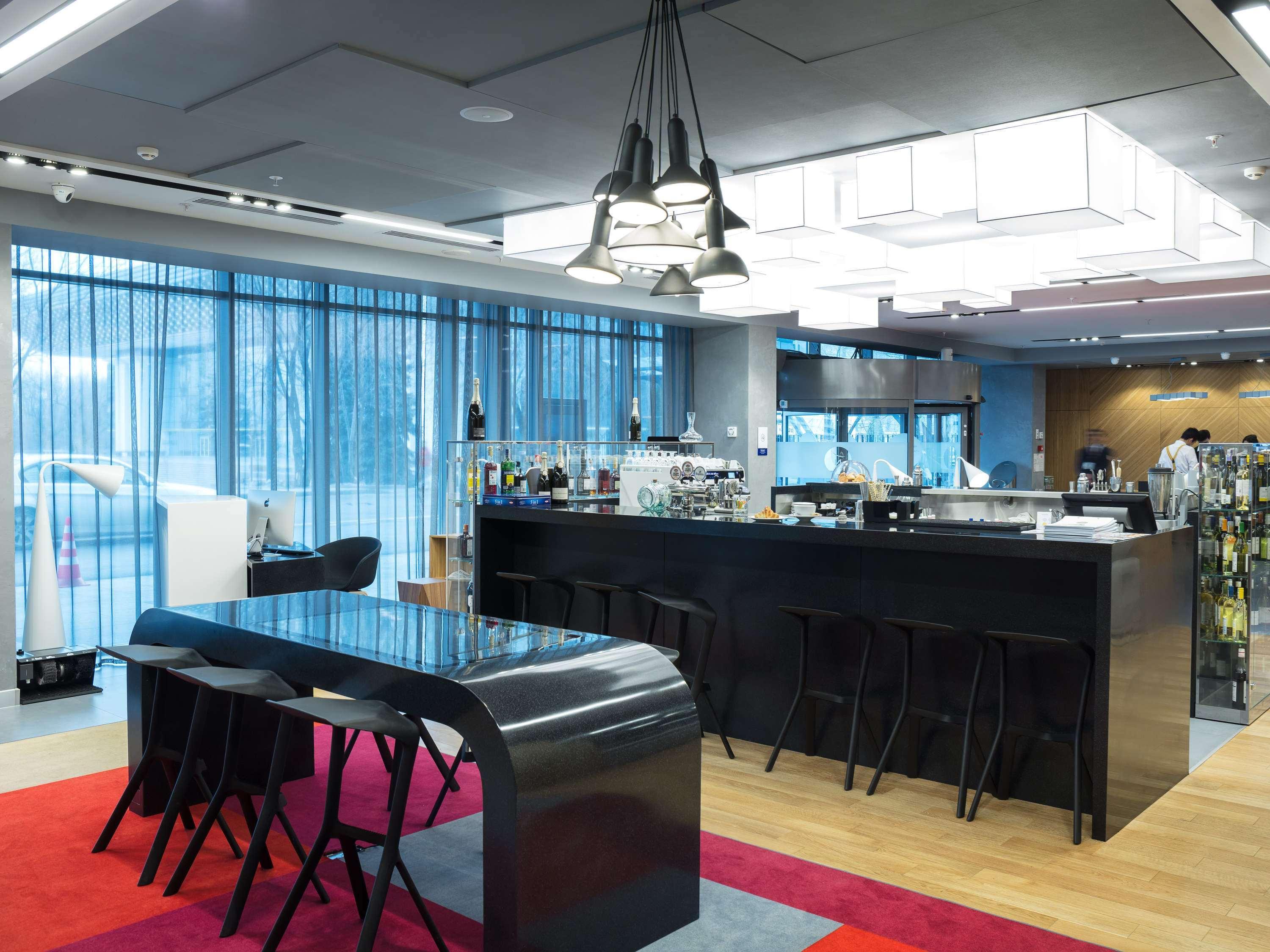 Novotel Almaty City Center Εξωτερικό φωτογραφία