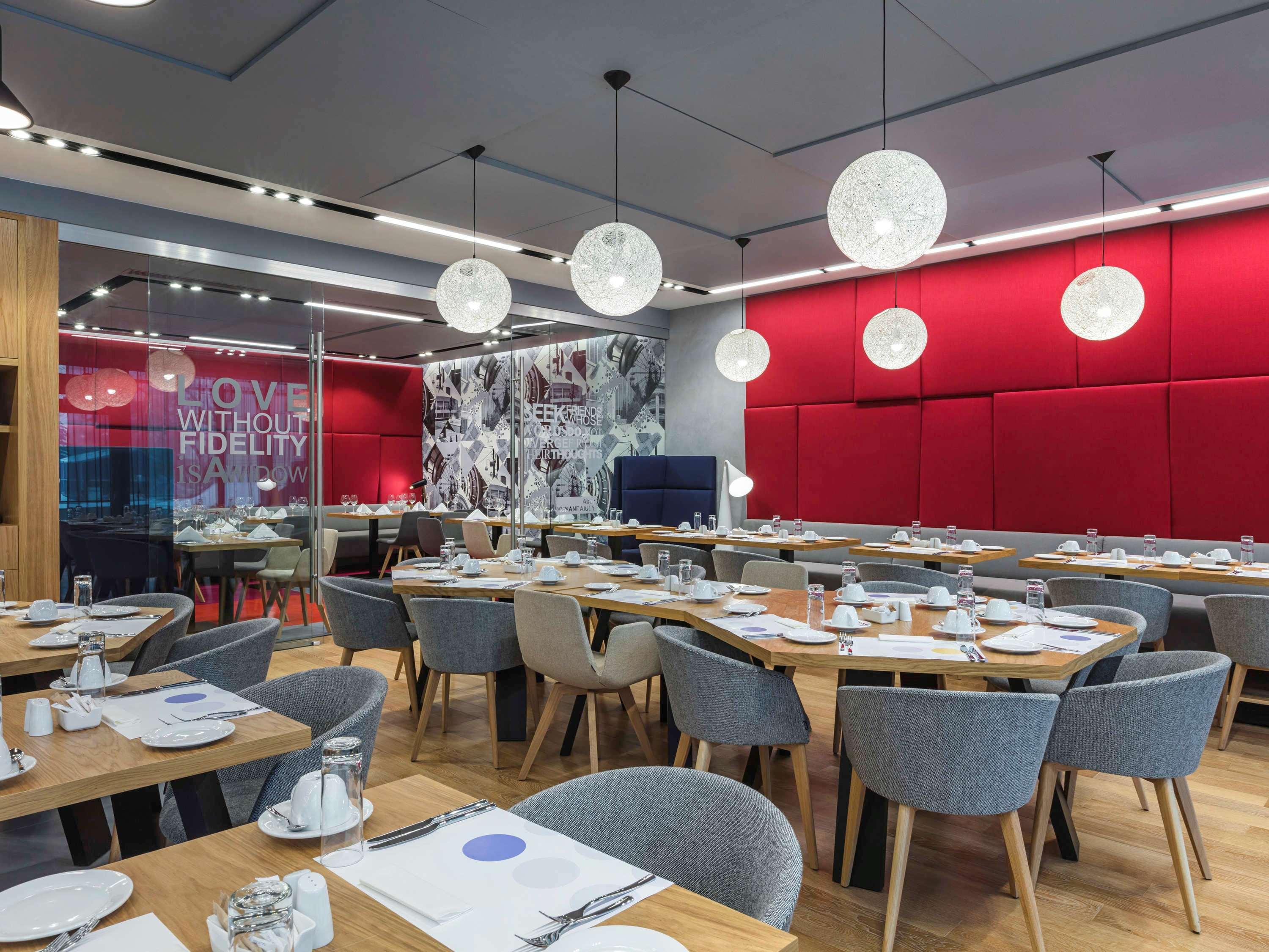 Novotel Almaty City Center Εξωτερικό φωτογραφία