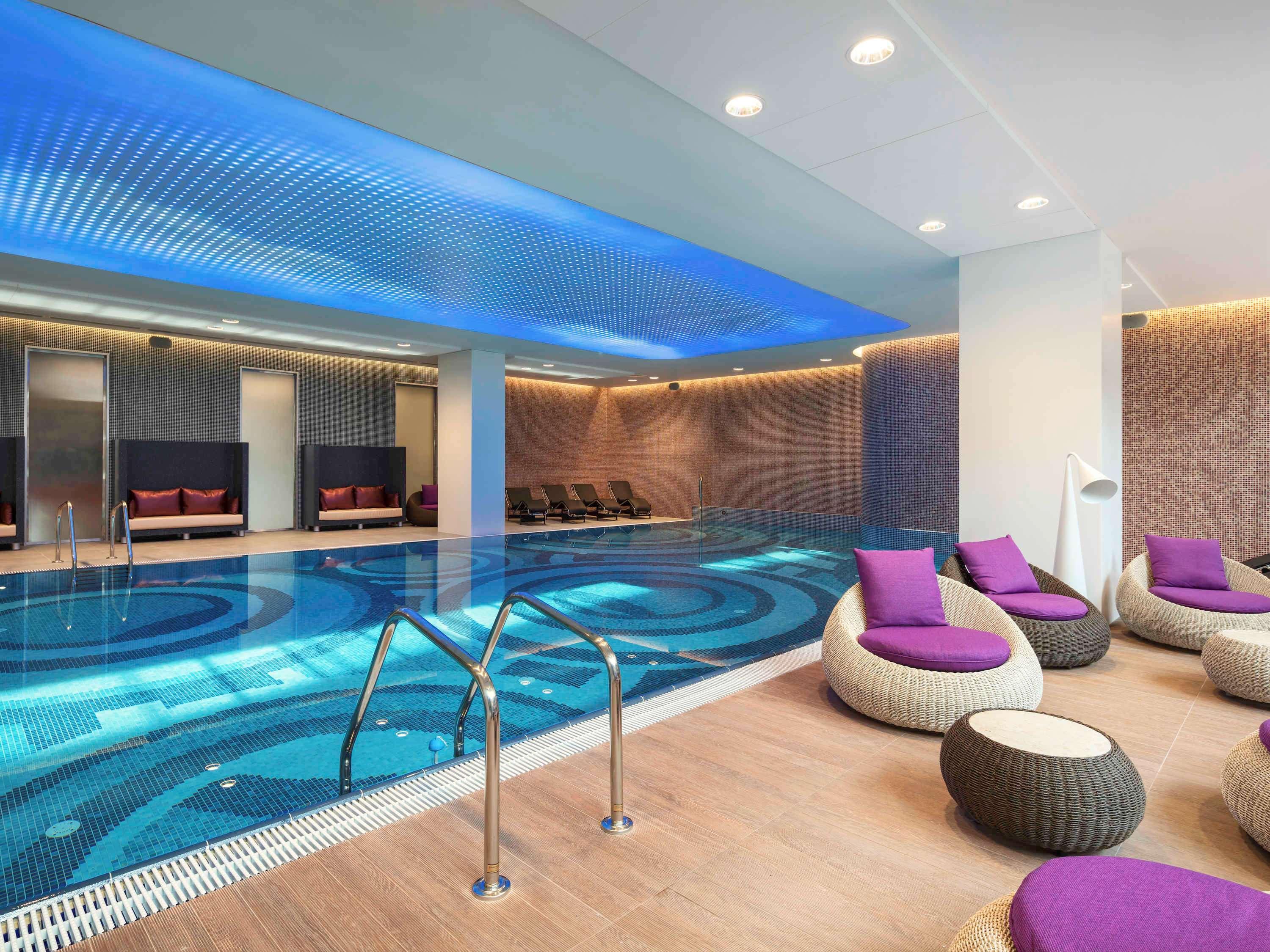 Novotel Almaty City Center Εξωτερικό φωτογραφία