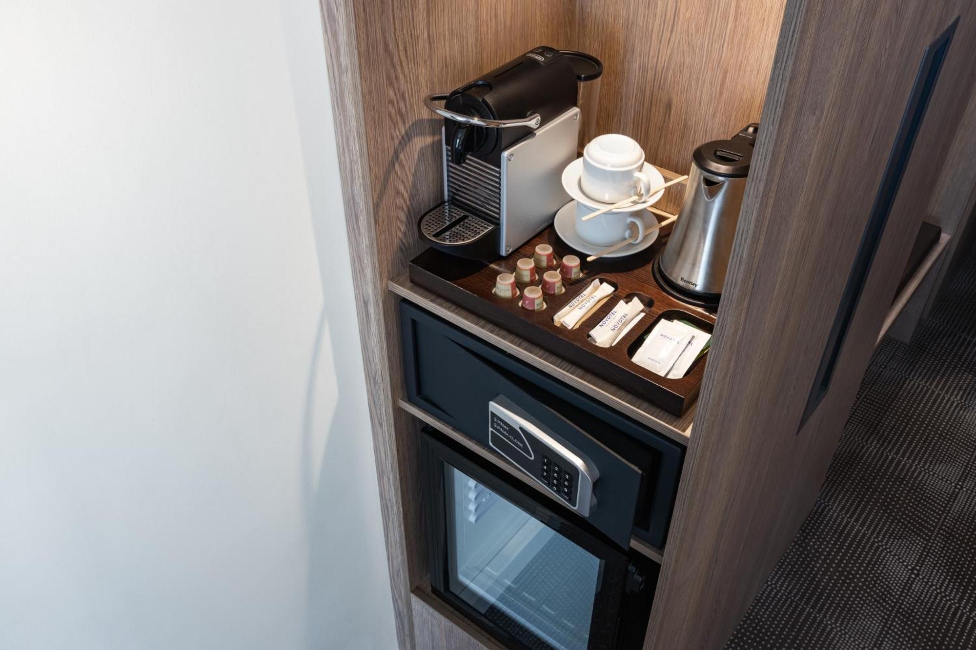 Novotel Almaty City Center Εξωτερικό φωτογραφία