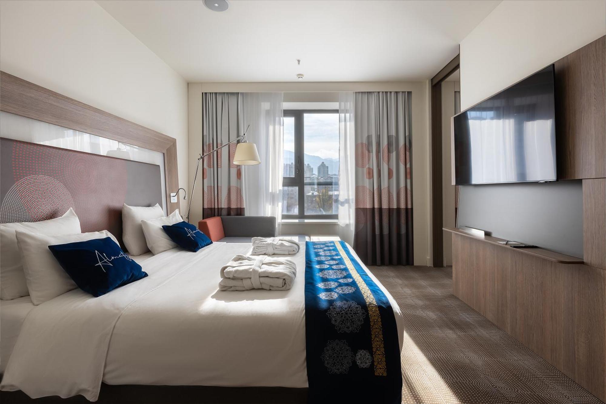 Novotel Almaty City Center Εξωτερικό φωτογραφία