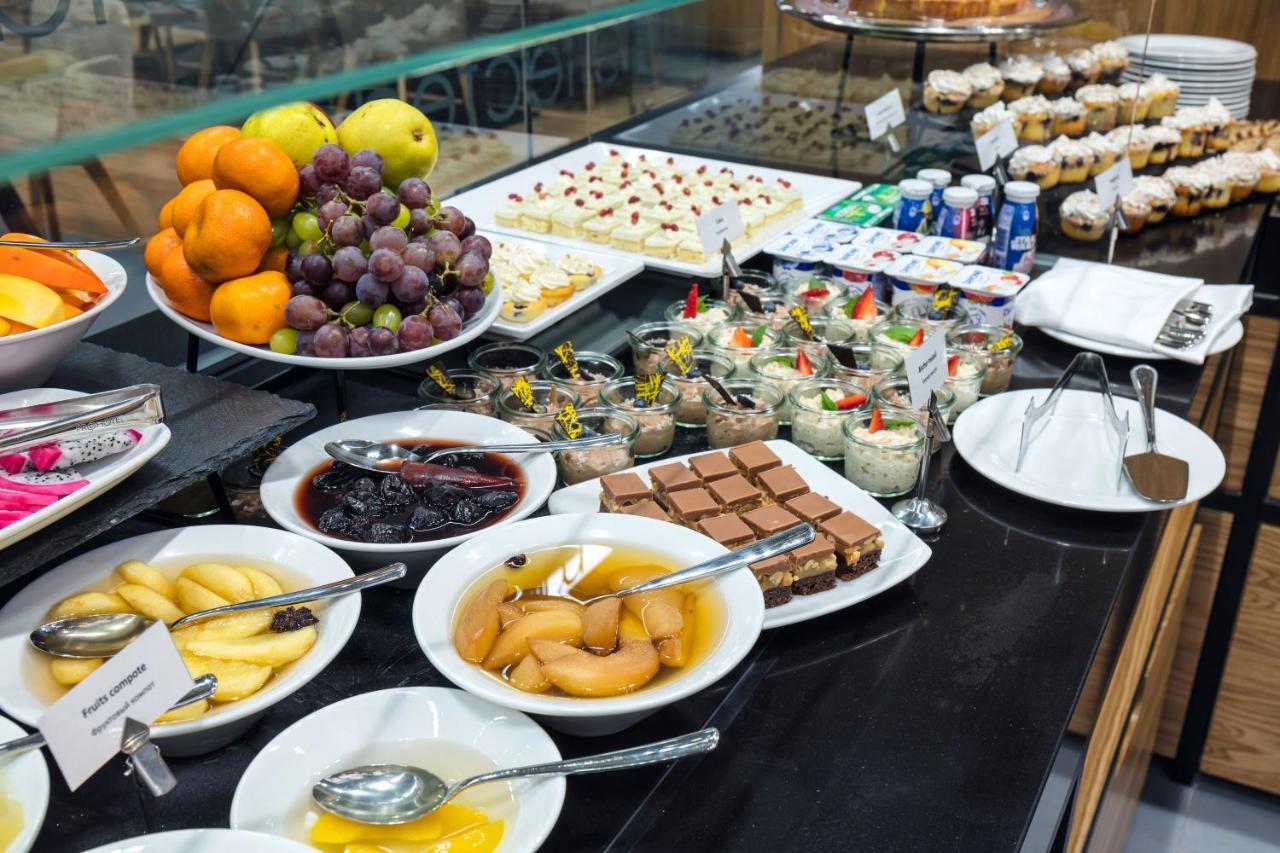 Novotel Almaty City Center Εξωτερικό φωτογραφία